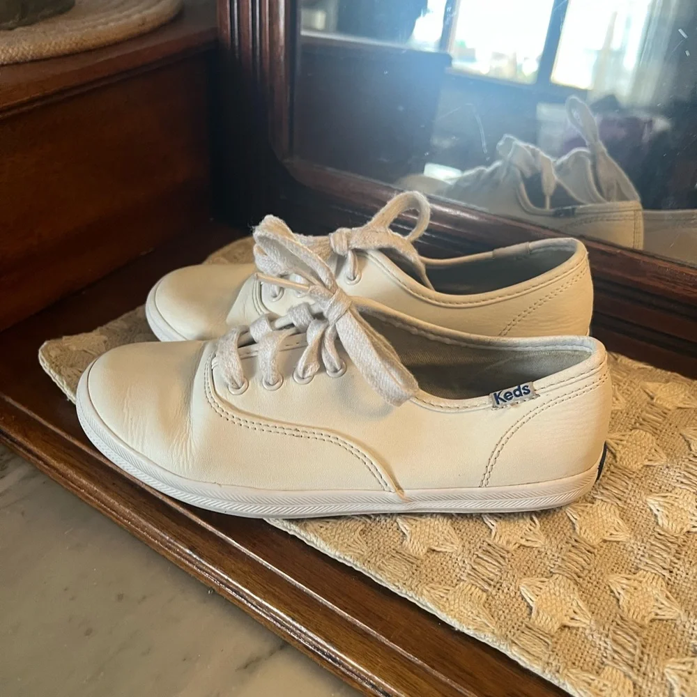 KEDS Classic‎ Champion Leather Casual Low Top Sneakers White Girl's Size 1.5
